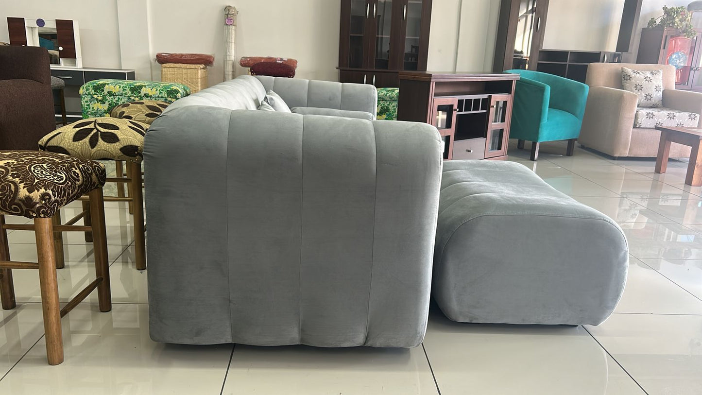 sofa + pouf