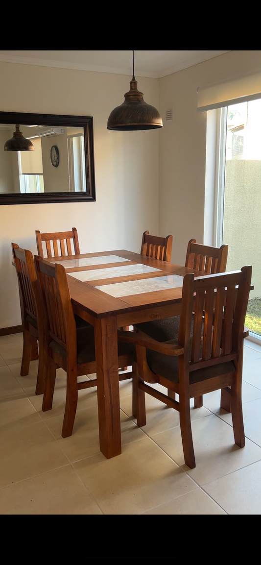 Comedor Clásico Pucón